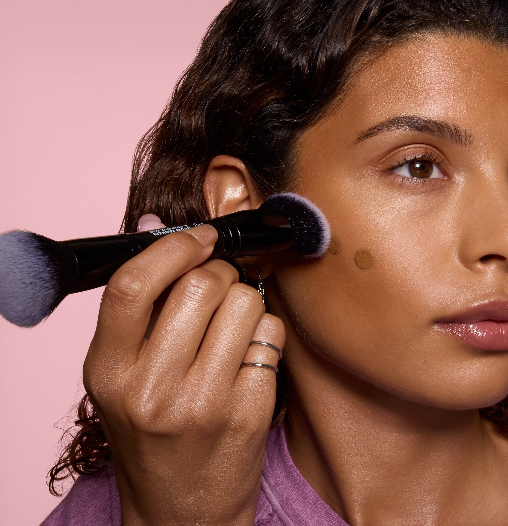 e.l.f. Liquid Bronzer & Contour Duo Makeup Brush